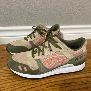 Women’s ASICS